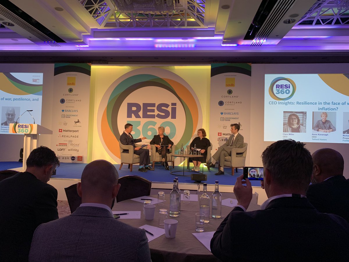 Great contribution from Anne Kavanagh @TelfordHomes on the opportunity for encouraging more #intergenerational models for #living “Community is not just one sector or age” @RESIevent @PropertyWeek #CEOInsights #residential #BtR #PRS #Renting #homeownership #student #laterliving