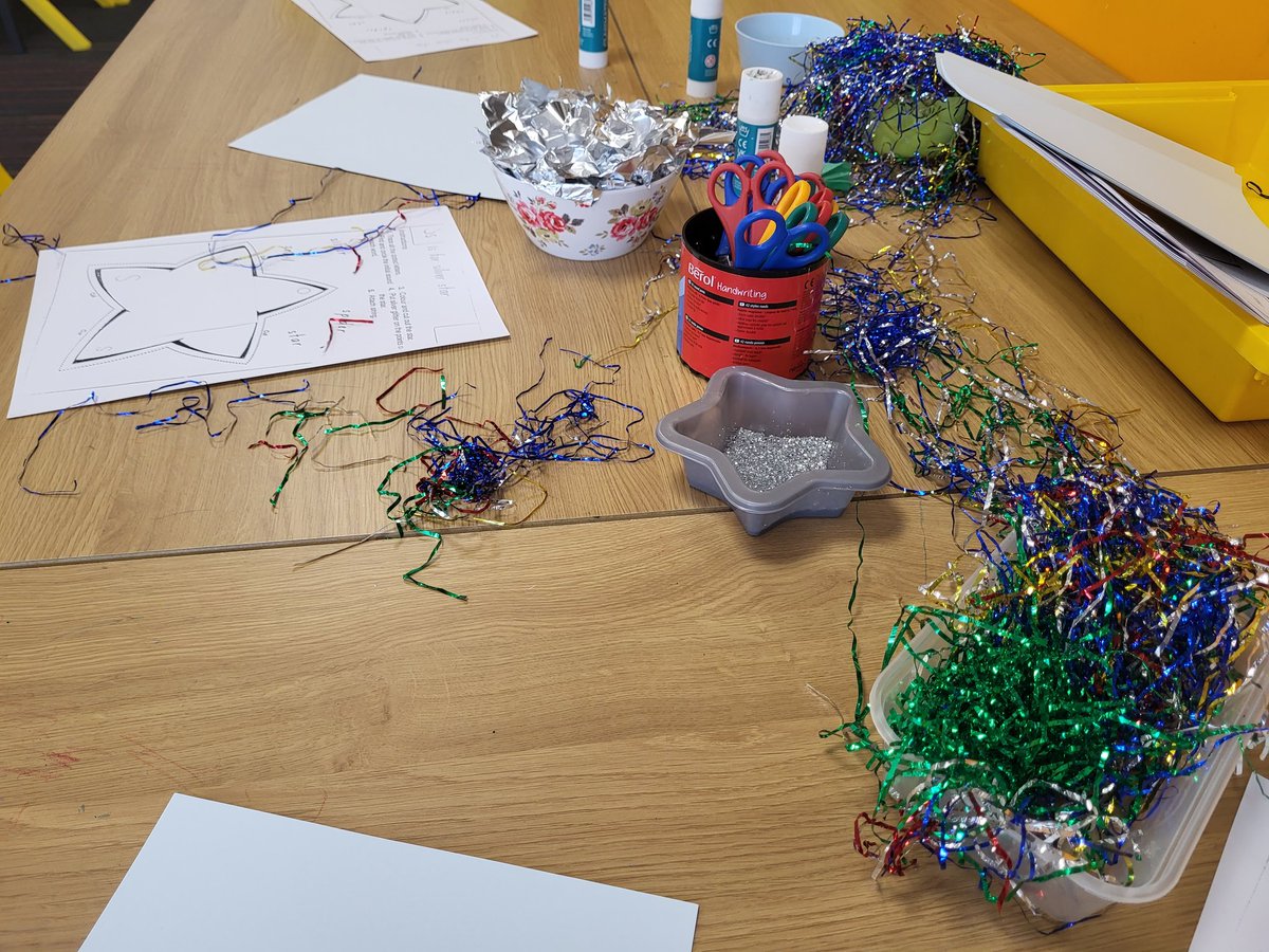 MrsMHedley's tweet photo. Our play activities in P1 this week. S is for star with lots of sparkles! Pupils asked for a supermarket during learning reflections last week. #playistheway #realisingtheambition #p1play #earlyyears https://t.co/7Q7xuUuS4H