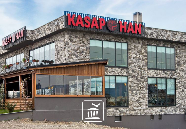 Kültür taşlarının güçlü yapısı ile işyerlerinize görkemli bir görüntü vermek çok kolay. 

#stonewrap #manufacturedstone #artificialstone #structure #architect #architecture #decoration #design #walldesign #wallcladding #designer #exterior #exteriordesign #covering #kültürtaşı