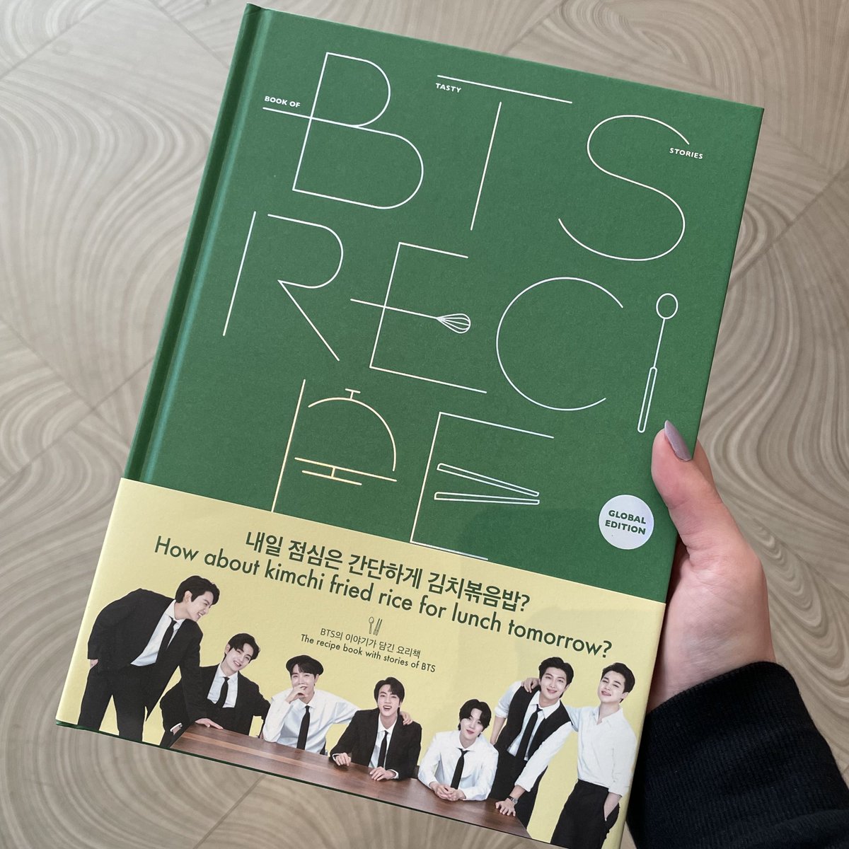 mahoneysuga's tweet photo. It arrived 🥳 https://t.co/VPVDac6k7Y