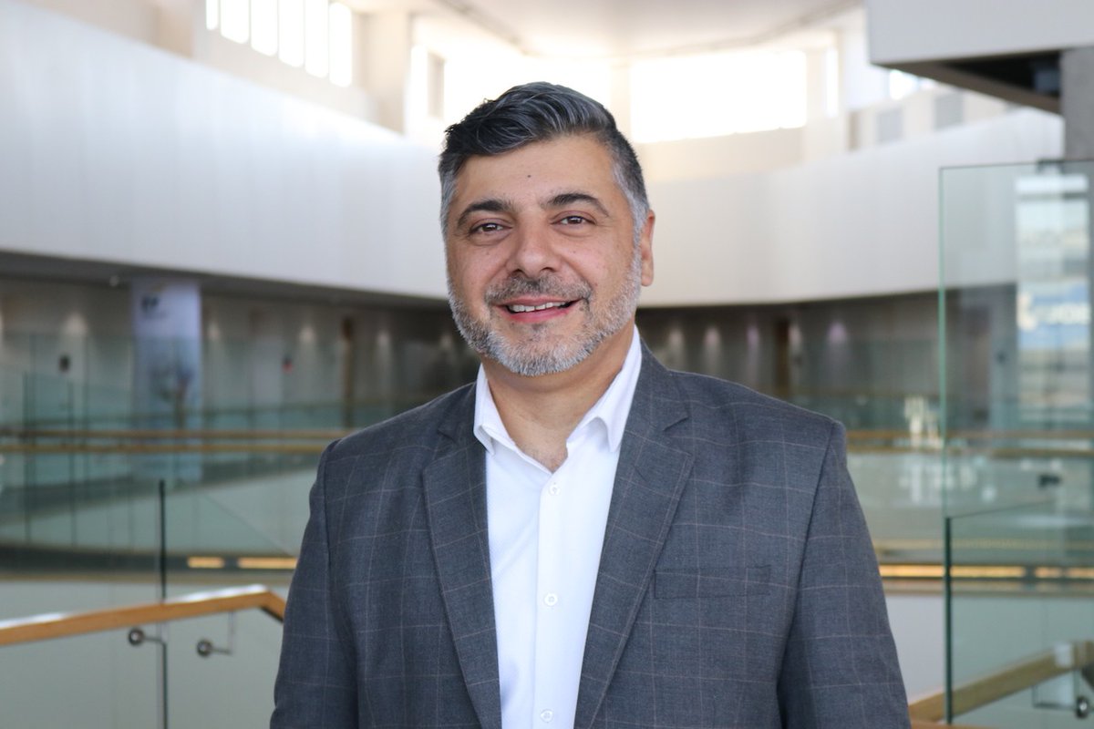 EY_Africa's tweet photo. What is an entrepreneur? Azim Omar, EY Africa Private Business Leader and EY-Parthenon TSE Leader, discusses entrepreneurship, EY Africa’s World Entrepreneur Awards and more. Listen to the interview here: https://t.co/iaaLTwlnec https://t.co/d3Rr1Vr19R