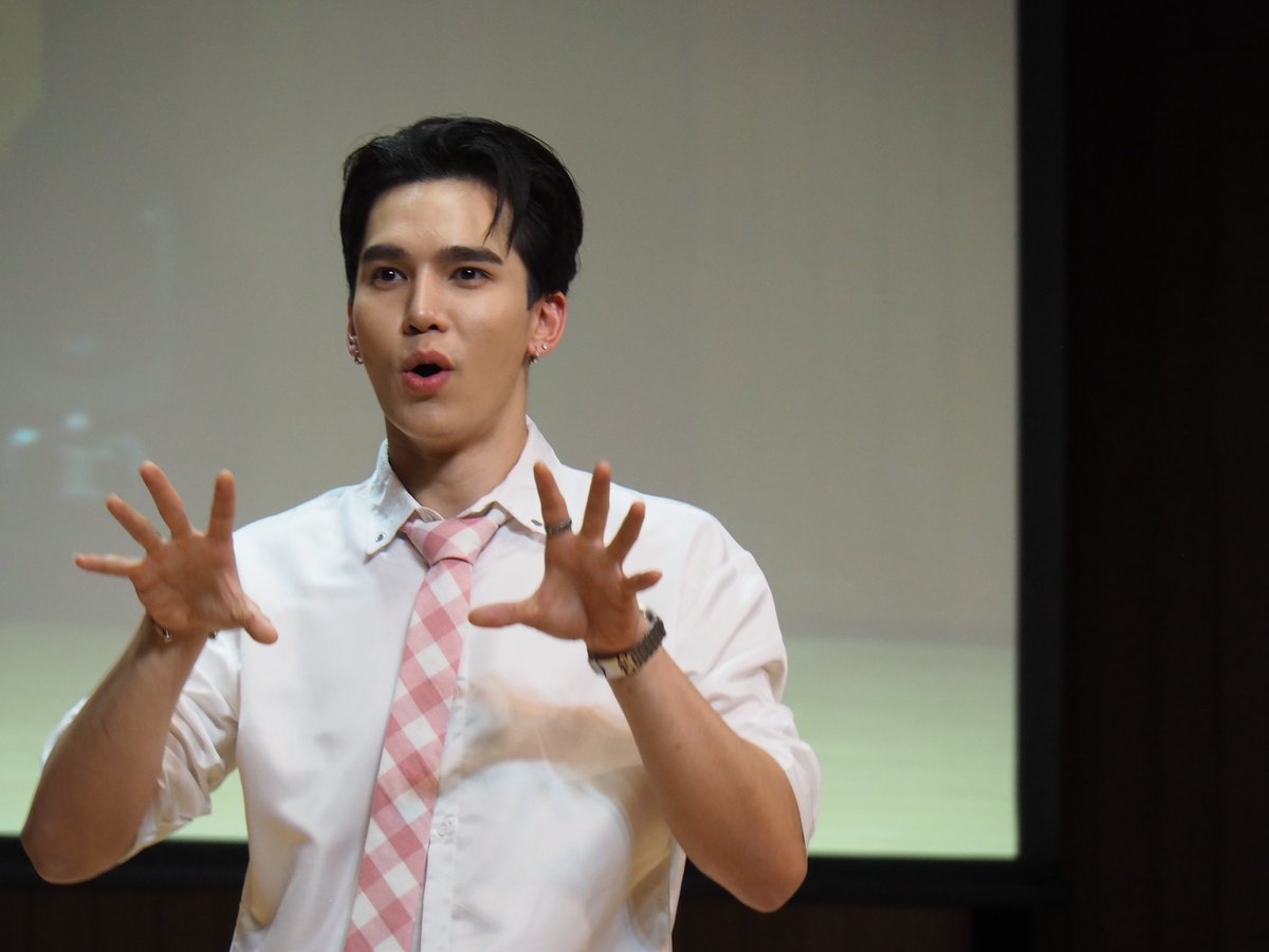 yxi_ngdotjgm's tweet photo. ไดโนเสาร์ออกอาละวาดแลว ꒰◍ॢ•ᴗ•◍ॢ꒱
#mmaxmax #ไดโนกรธัสส์ #maxmiss 🦖💙 https://t.co/jx2nJr86wa