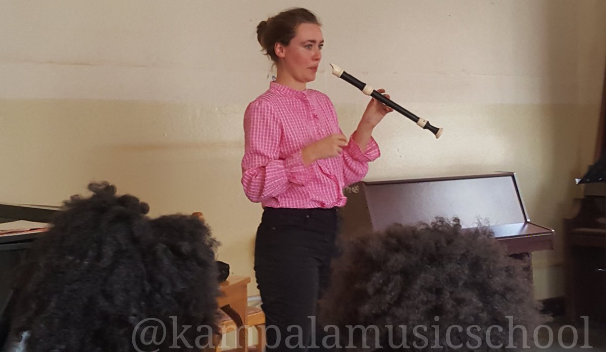 KampalaMusicScl's tweet photo. Last Thursday , @claraguldbergravn conducted a successful masterclass at mms where she guided students who performed different pieces on the recorder, flute, clarinet and sax. #recorderclass #ClassicalMusic https://t.co/Uyl3x0XNLZ