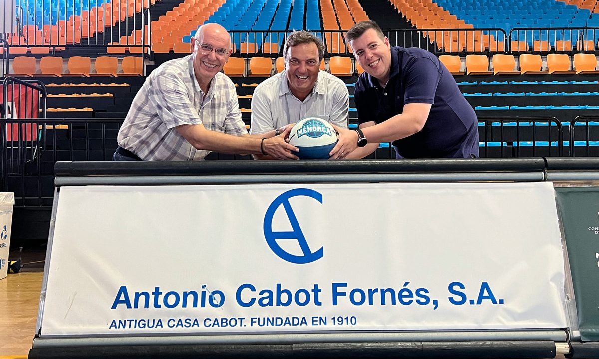 BasquetMenorca's tweet photo. 🌟 ANTONIO CABOT FORNÉS · La empresa especializada en suministros para instaladores renueva su patrocinio con el Hestia Menorca un año más y colaborará con el club durante la temporada regular y en eventos extraordinarios.

👉🏼 https://t.co/rxZutR6lfn 

#UnaillaUnequip #LEBP ... https://t.co/99PX9jj4hy