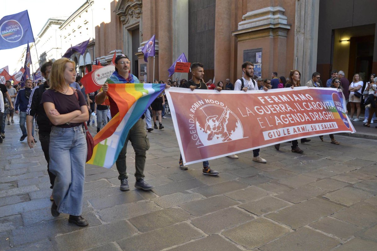 contropiano's tweet photo. Una giornata di lotta contro la Nato e l’economia di guerra, per la giustizia sociale e ambientale
#Nato #Bologna #giustiziasociale #economiadiguerra #guerra #MartaCollot #UnionePopolare #giustiziaambientale 
https://t.co/Dz1F2k9ubK https://t.co/YV2Zh4y9xy