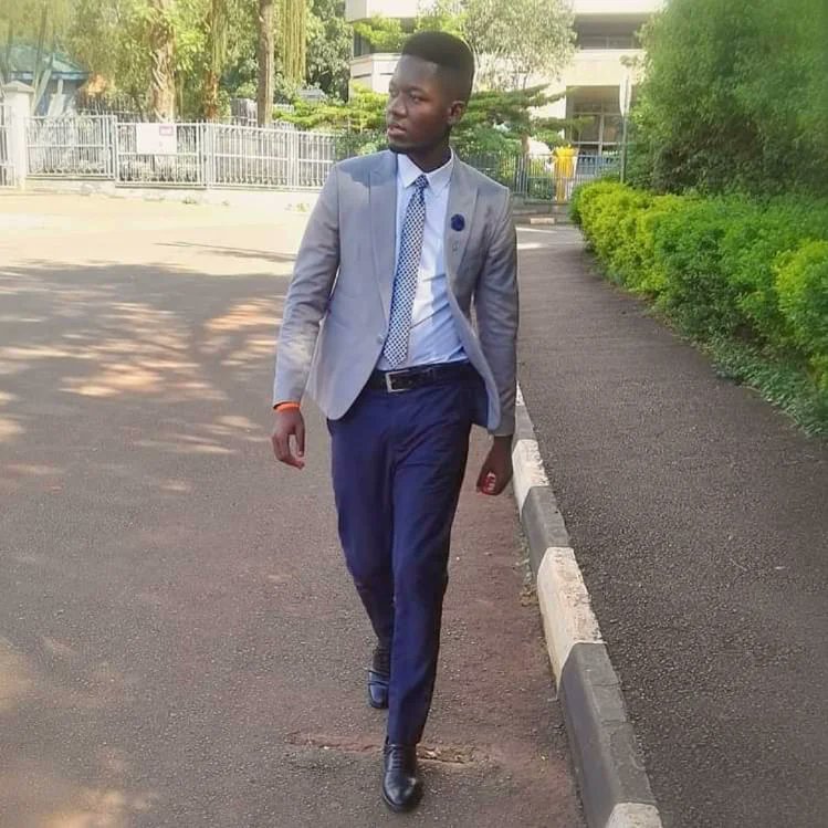 SWC_2020's tweet photo. When the suit is fully tailored and fabricated preferably to your body preferences then your good to go....That's what we do here drop those orders let's do business...

For more information please
WhatsApp/Call +256 773 733635

#stylish #fabrics #fitisking #madetofit https://t.co/ch2EfECr2S