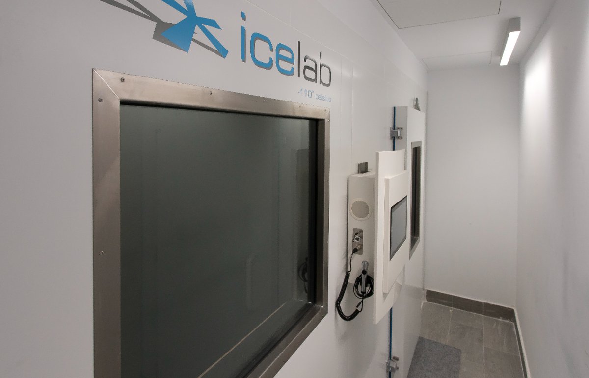Olympia_GrupoQS's tweet photo. #Olympia estrena el ICE LAB, una sala de crioterapia integrada en el #SportCenter para la recuperación post traumática y la reducción del dolor mediante temperaturas de hasta 110 grados bajo cero. ¡Pide cita en el 900 605 055! https://t.co/MLg8Y3u1iB https://t.co/eEirHEQmQ9