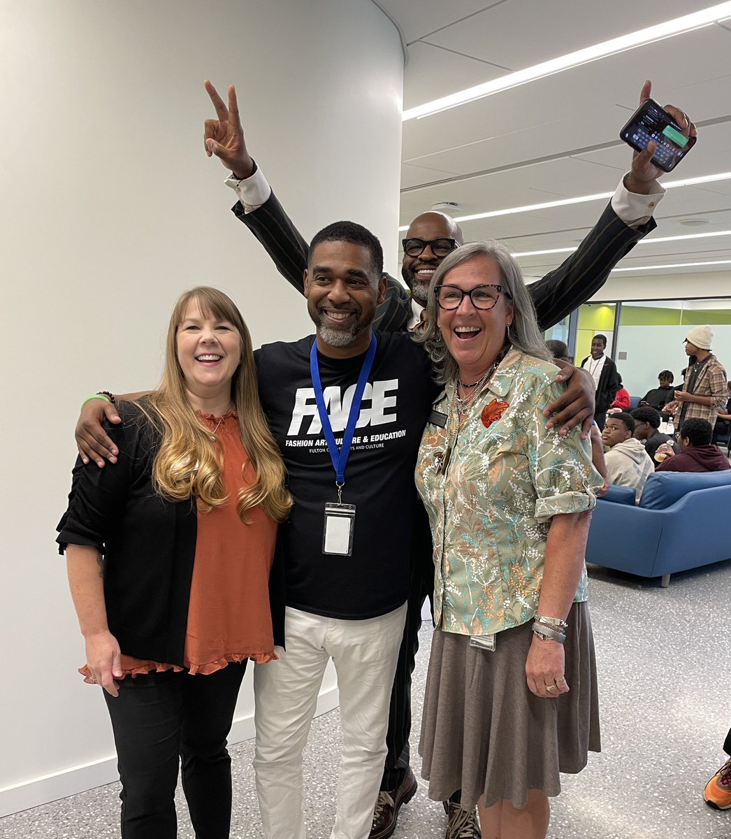 cobbperforms's tweet image. An engaging discussion with @Tip, @WishATL, @KennyBurns, &amp;amp; @HideokiBespoke at FACE (Fashion Arts Culture Education) Teen Talk yesterday. Thanks to @FULTONARTS for the opportunity for our @apsupdate &amp;amp; @FultonCoSchools students! #apsarts @ArtsFCS