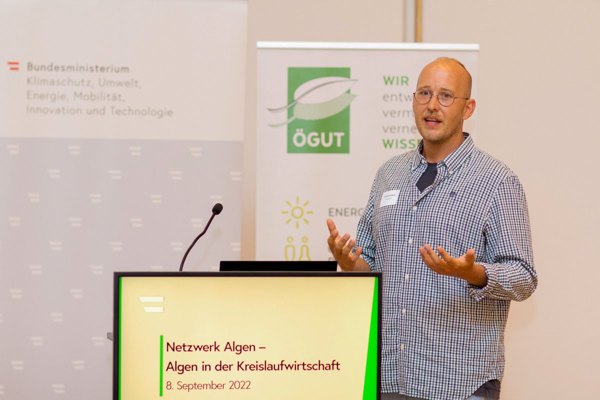 Benjamin Schmid recently presented our published work "Drying microalgae using an industrial solar dryer: A biomass quality assessment" at the conference "Netzwerk Algen 2022" in Vienna. 

Got interested? Check out the article via doi.org/10.3390/foods1…