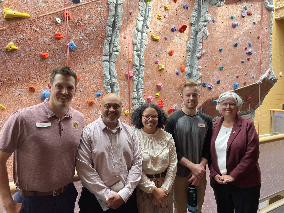 Lisa Erwin (@laerwinumd) on Twitter photo We enjoyed a visit from VP Calvin Phillips from <a href="/OSA_UMN/">Student Affairs</a> on Monday. Thanks to <a href="/KirbyUMD/">UMD Kirby Student Center</a>, <a href="/UMD_ODI/">UMDuluth Diversity</a>, <a href="/umdcareers/">UMD Careers</a>, @DiningUMD, and <a href="/UMDuluthSA/">UMD Student Gov</a> for your help with the tour! #Day34 We enjoyed a visit from VP Calvin Phillips from <a href="/OSA_UMN/">Student Affairs</a> on Monday. Thanks to <a href="/KirbyUMD/">UMD Kirby Student Center</a>, <a href="/UMD_ODI/">UMDuluth Diversity</a>, <a href="/umdcareers/">UMD Careers</a>, @DiningUMD, and <a href="/UMDuluthSA/">UMD Student Gov</a> for your help with the tour! #Day34