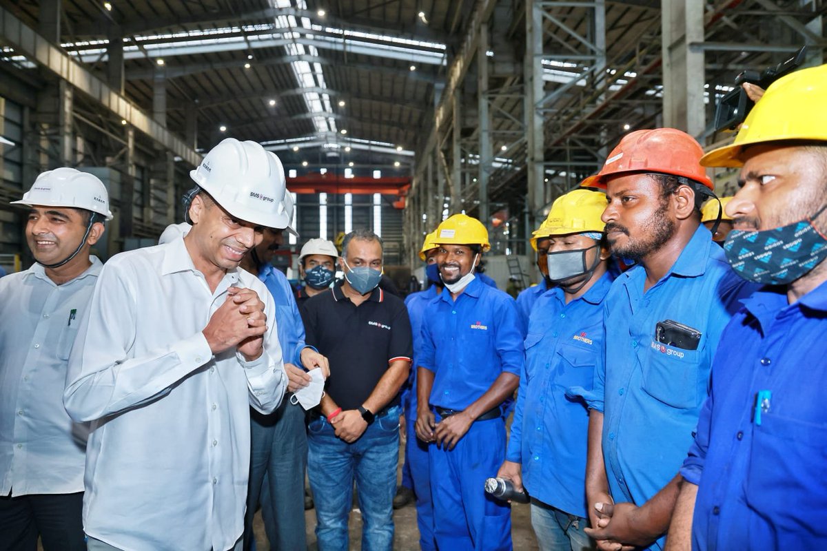 CMO_Odisha's tweet image. As directed by Hon&apos;ble CM @Naveen_Odisha, Secretary to CM (#5T) V K Pandian along with a team of senior officials visited Khordha Industrial Park, Food Park, IID Khordha &amp;amp; Jaymangal Industrial Estate. They discussed various issues of industrialists, workers &amp;amp; local people.