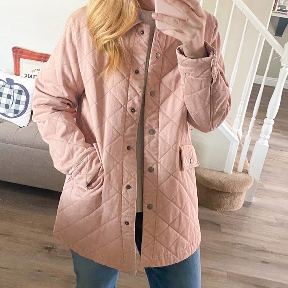 JRog410's tweet photo. So good I had to share! Check out all the items I'm loving on @Poshmarkapp #poshmark #fashion #style #shopmycloset #joie #jcrewfactory #justinboots: https://t.co/JQRbzTS7Ov https://t.co/LsAV7FnYwb