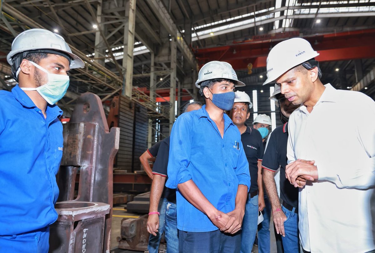 CMO_Odisha's tweet image. As directed by Hon&apos;ble CM @Naveen_Odisha, Secretary to CM (#5T) V K Pandian along with a team of senior officials visited Khordha Industrial Park, Food Park, IID Khordha &amp;amp; Jaymangal Industrial Estate. They discussed various issues of industrialists, workers &amp;amp; local people.