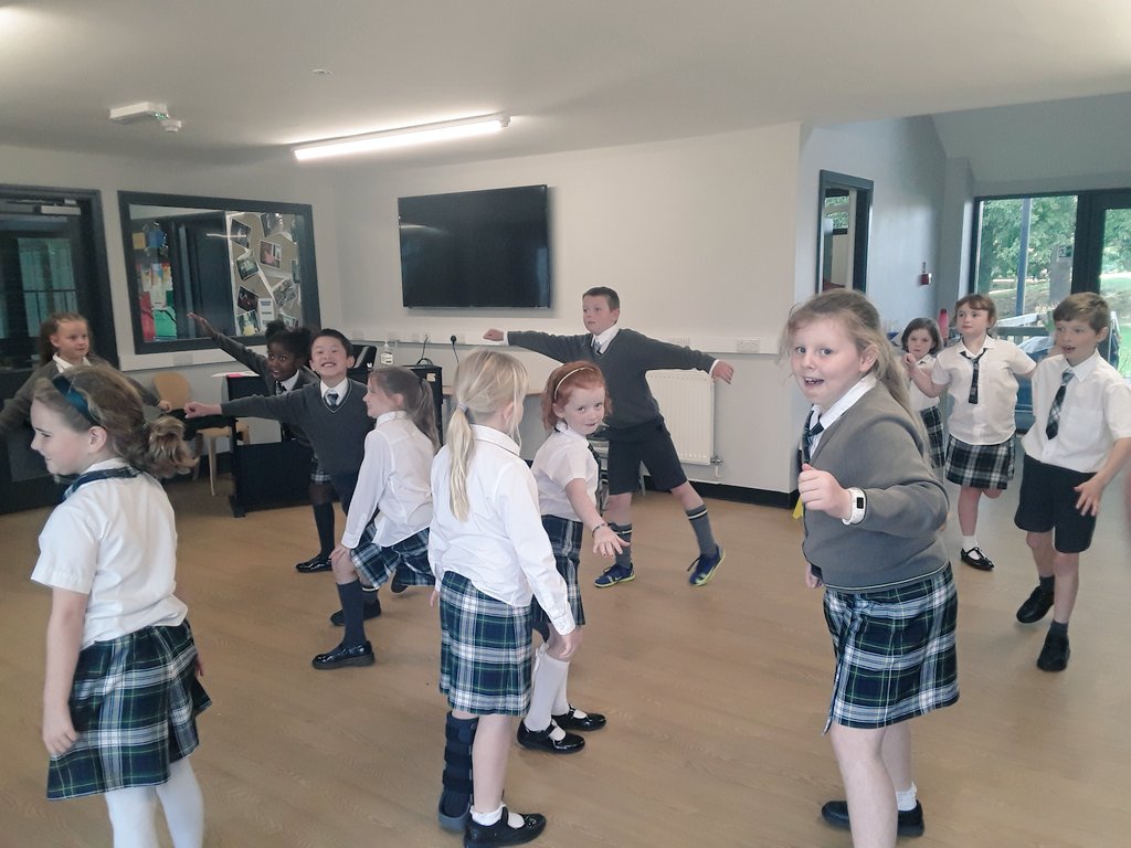 headatashbridge's tweet image. A great start to clubs for this term, on offer today we have Gymnastics, Musical Theatre, Culture Club, Rugby and Land Based Studies...