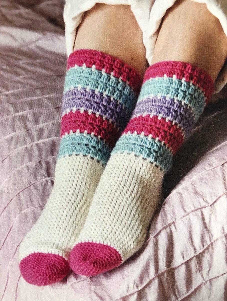 DDCrochetDesign's tweet photo. Excited to share this item from my #etsy shop: Crochet Slouch Socks Crochet Striped PDF Crochet Pattern #cword #gifts #crochet #sewing #crocheter #crochetpattern #crochetsock #crochetsocks #striped #slouchysocks https://t.co/InsIjb55Qy https://t.co/J3bNnUZLFg