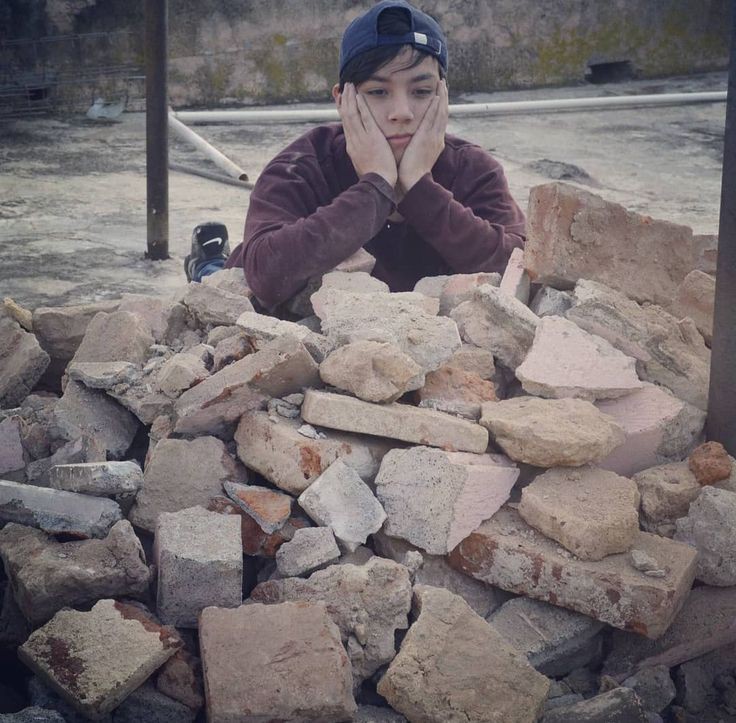 chaesoowey's tweet photo. Little mexican boy core 🌱🌿☘️🍃✨ https://t.co/YxHFHzTNUr