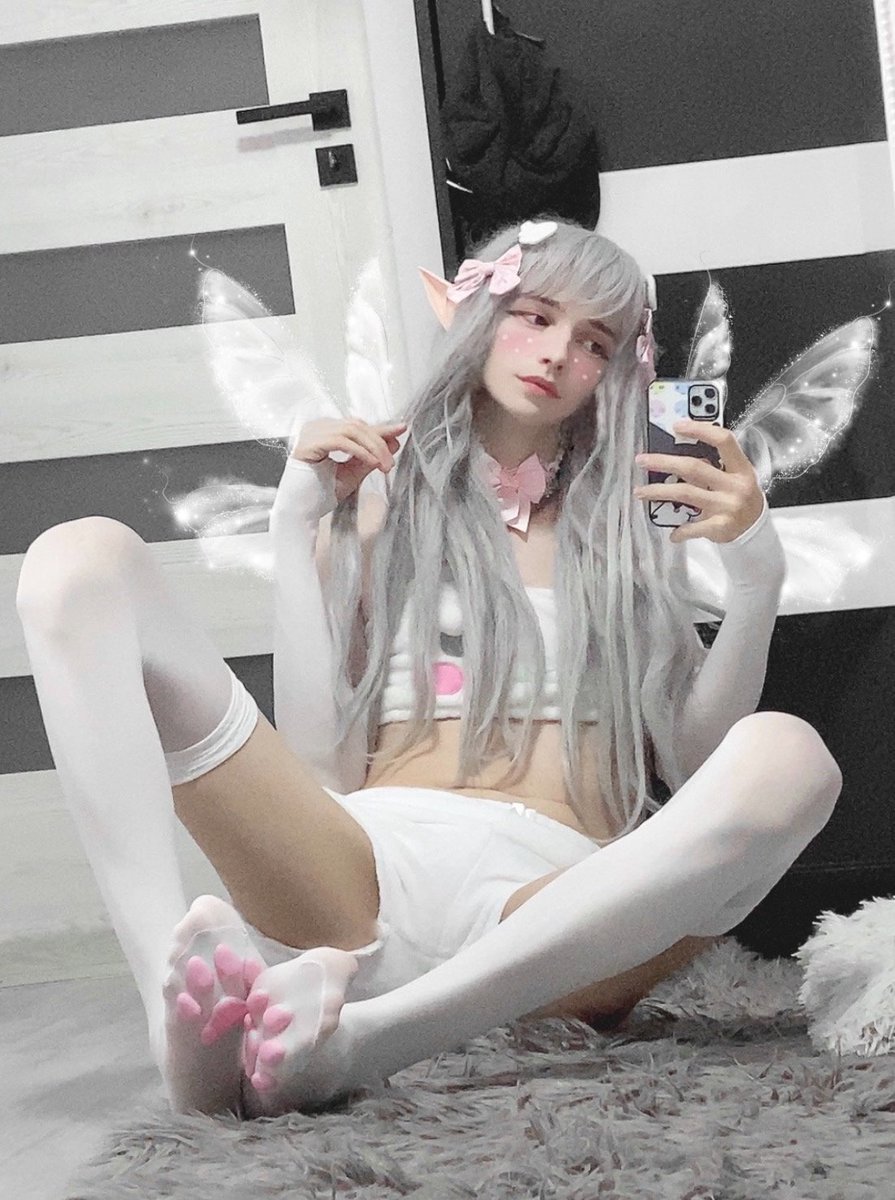 nymphel1's tweet photo. Long time no see guys...i will be more active on twitter or just make new one because i think i lost all follower activity here...can you like and rt if you still here 🤍 https://t.co/K1BgbvCw7r