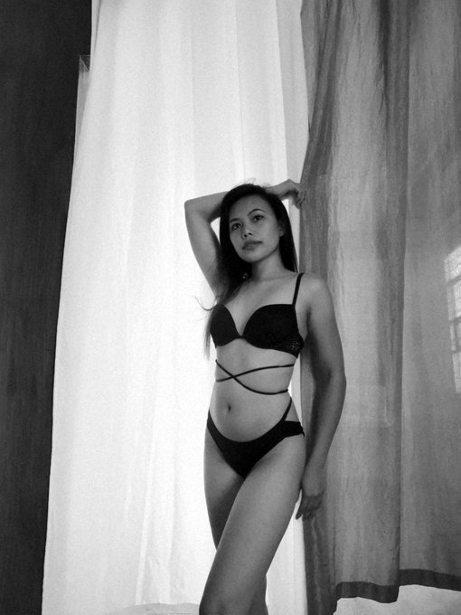 Black and white for you https://t.co/2ejBoSARpU<a href="/tag/lingerie"class="tags"><span>#lingerie</span></a><a href="/tag/model"class="tags"><span>#model</span></a><a href="/tag/asian"class="tags"><span>#asian</span></a><a href="/tag/filipina"class="tags"><span>#filipina</span></a>