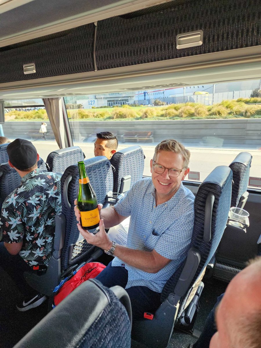 ZencoreGroup's tweet image. What started as a random idea over dinner with Melissa Upp McGuire, Emily Saliba and @guilhemtesseyre  turned into reality last week. The first annual Zencore | Google Cloud Napa Wine Bus event was a success!!
Looking forward to working closer with everyone in Q4!!
