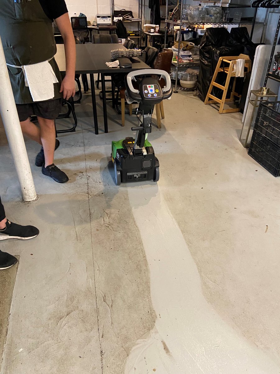 IPCEagle's tweet photo. Our CT5 is designed to meet the needs of daily cleaning, especially in hard to reach spaces!

📷 Mark Herrmann

#ipceagle #ipcworldwide #professionalcleaning #floorcare #automaticscrubber https://t.co/iBo6ysT35Z