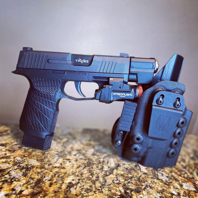 TRYBEDefense's tweet photo. IG #Repost 📸 by @trenchwork_tactical:
EDC LIFE, what are you running?
✔️TRYBE P365 Match Grade Threaded Barrel
#TRYBE #TRYBEDefense #JoinTheTRYBE #EDC #SIG #SIGSauer #P365 #Defense #2a https://t.co/N0PeZJnp8L
