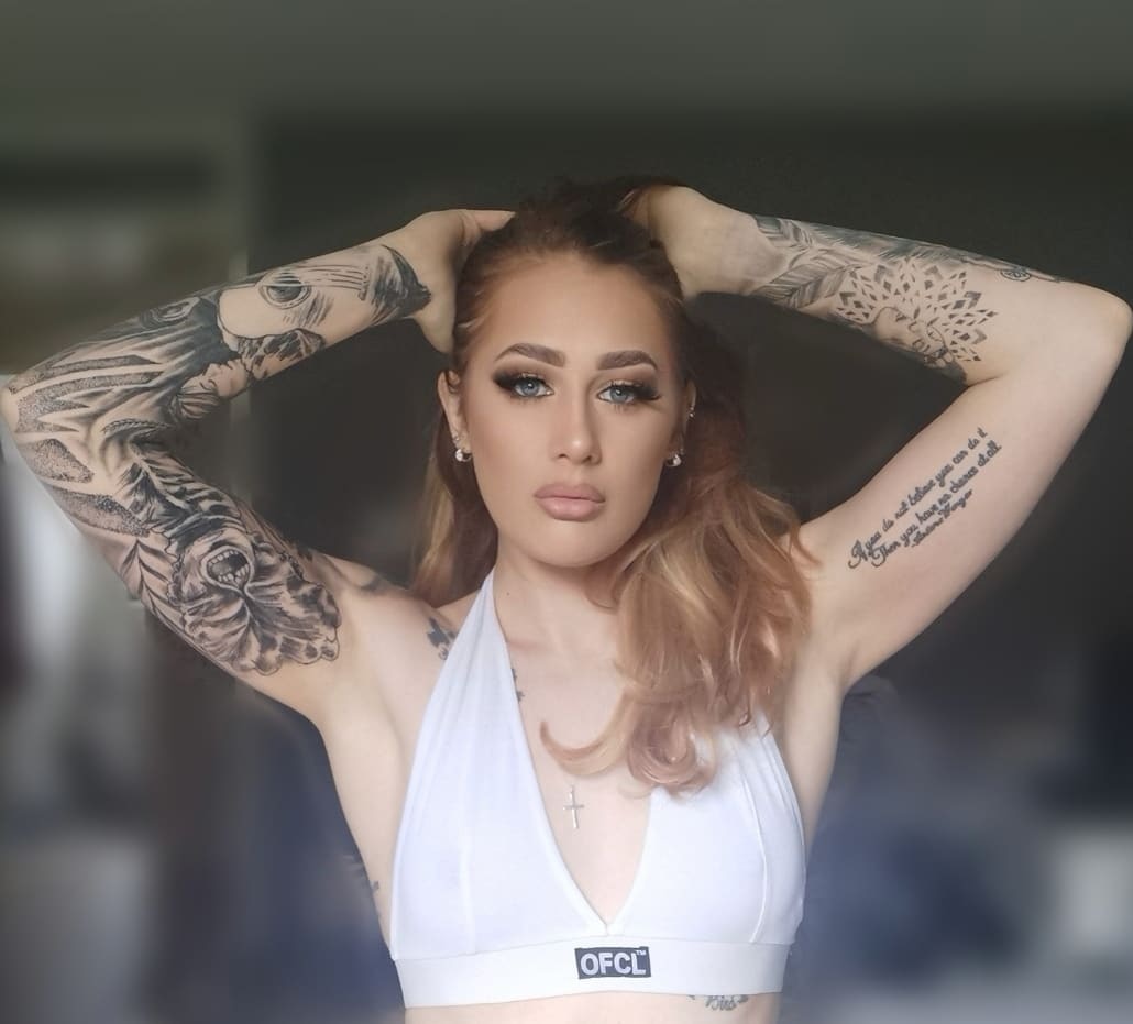 SkyeBaybeex's tweet photo. Growth journeys are always difficult but damn they're exciting. It's been a long few months but I'm evolving every day and I'm living for it! The confidence I have these days.. Go me! 🥳 https://t.co/QHvTO3VK2W