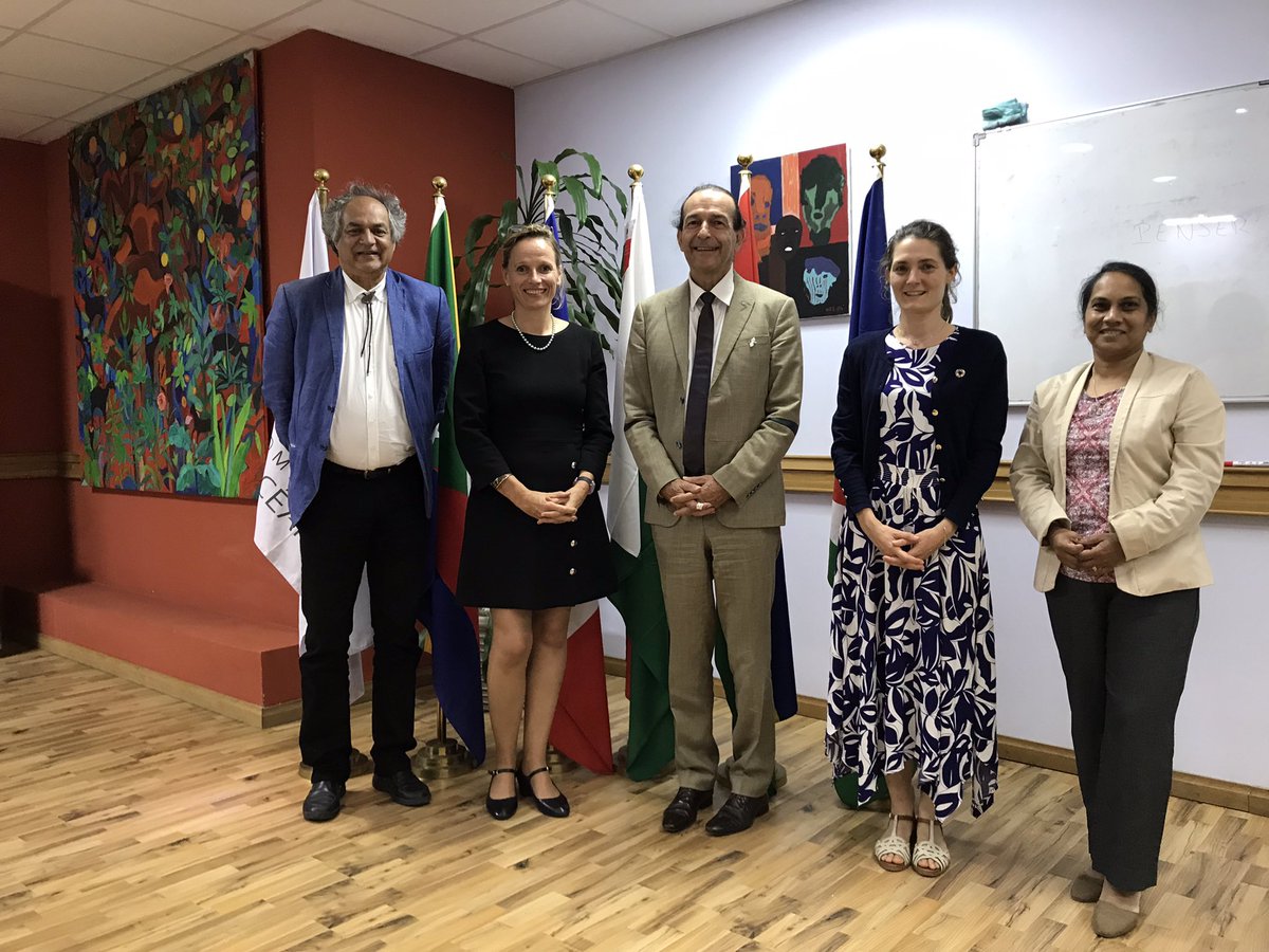 Merci <a href="/commission_coi/">Commission de l’océan Indien COI_IOC</a> pour ce partenariat intense avec <a href="/AFD_France/">Agence Française de #Développement (AFD) 🇫🇷 🇪🇺</a> sur Biens Publics Mondiaux : cc, biodiv, santé, stabilité. <a href="/patricia_aubras/">Patricia Aubras</a> <a href="/LaetitiaHabchi/">Laetitia Habchi</a> <a href="/CerceauMarie/">Cerceau Marie</a> <a href="/CTrottmann/">Charles Trottmann</a>