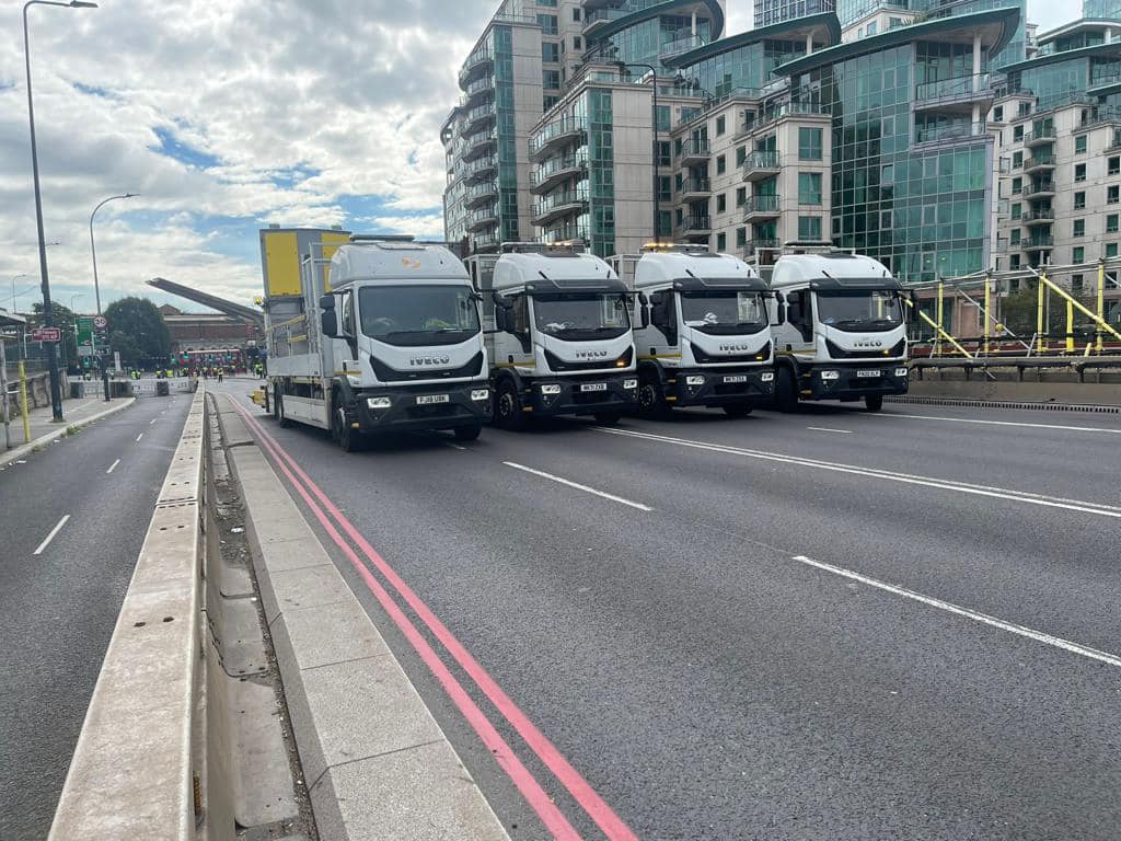 Elite Traffic were part of the operation yesterday to help block various parts of London to allow access to the Queens funeral. A very successful day carried out by our operations team and our brilliant workforce on the ground.
#TrafficManagement #QueenElizabethII #London