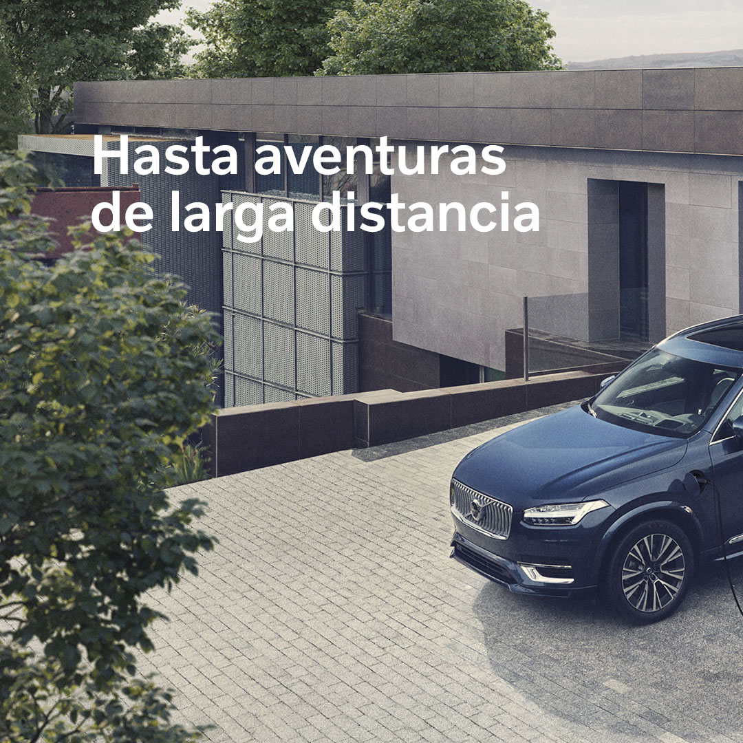 VolvoSedauto's tweet photo. Con nuestros #Volvo #Recharge híbridos enchufables siempre tendrás un plan B. Muévete en tu día a día en eléctrico y tendrás también una alternativa para tus largos viajes https://t.co/QVB0T7qf7r