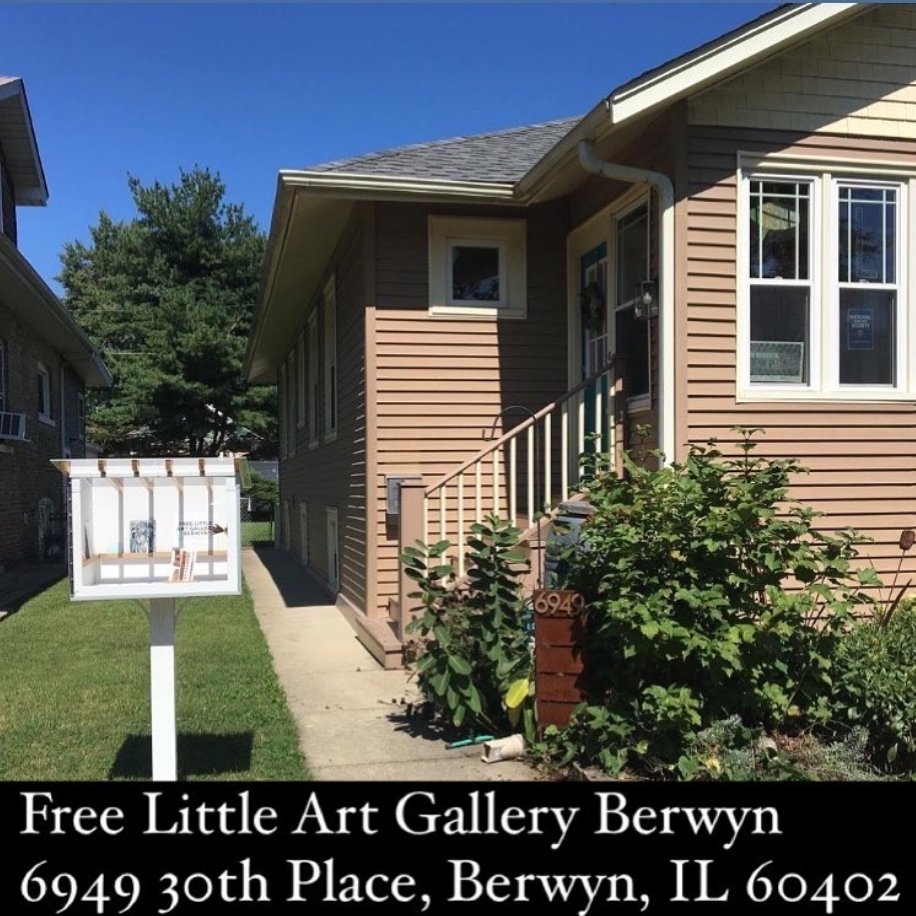 map_flags's tweet photo. A brand-new FLAG, this one in BERWYN, ILLINOIS! Opened a few days ago, this gallery stands near the "Owlery" Little Free Library, and has paper cutout "patrons" in an antique style. Tres chic! #mapofflags #freelittleartgallery https://t.co/OciFZzEeWK https://t.co/rzJcLrSMI3