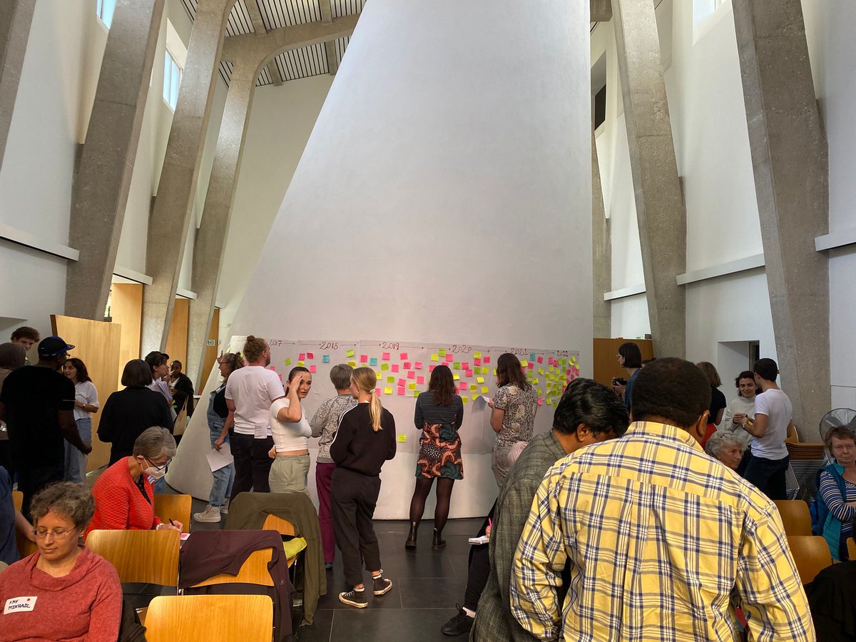 LRMNetwork's tweet photo. We spent the weekend with our friends at the #PatientsNotPassports gathering!

The room was filled with hope, strength + resilience as we talked about how to ensure everyone has access to healthcare❤️

#healthcareforall #docsnotcops

Learn more
https://t.co/F57TjzGQbb https://t.co/fyqQ10ycLs
