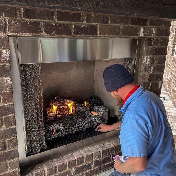 HugYourHome's tweet photo. Few things speak of luxury the way an outdoor gas fireplace can. You can transform your backyard into a hot spot for socializing, dinner parties, special events and just plain kicking back
 https://t.co/MfnS9SM5vH
Pensacola: 850.752.0307 | Destin: 850.725.0506 https://t.co/HQHT9jOetS