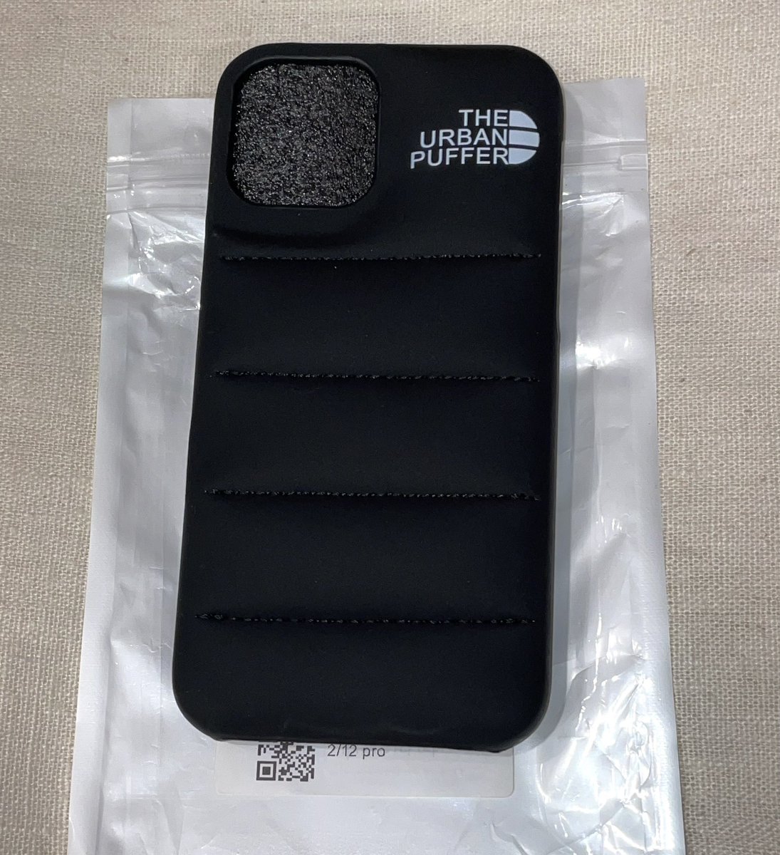 Jarabeeses's tweet photo. ส่งต่อ Puffer Case-Black IPHONE 12/12pro (tried once) 900฿ free shipping dm/ ig:aumnapasx
#puffercase #ส่งต่อ
#urbansophistication #caseiphone #puffercase #เคสไอโฟน #เคสไอโฟน12 #urbansophisticationthailand https://t.co/PdYdBxRVWL