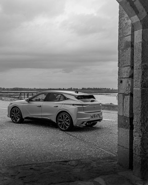 DSStoreMalaga's tweet photo. DS 4, tu mejor compañero para la ciudad.

#DSAutomobiles #DS4 #ETense #Gasolina #Diesel #Tecnologia #Diseño #DSStore #Malaga https://t.co/1ZK5HHlXr5