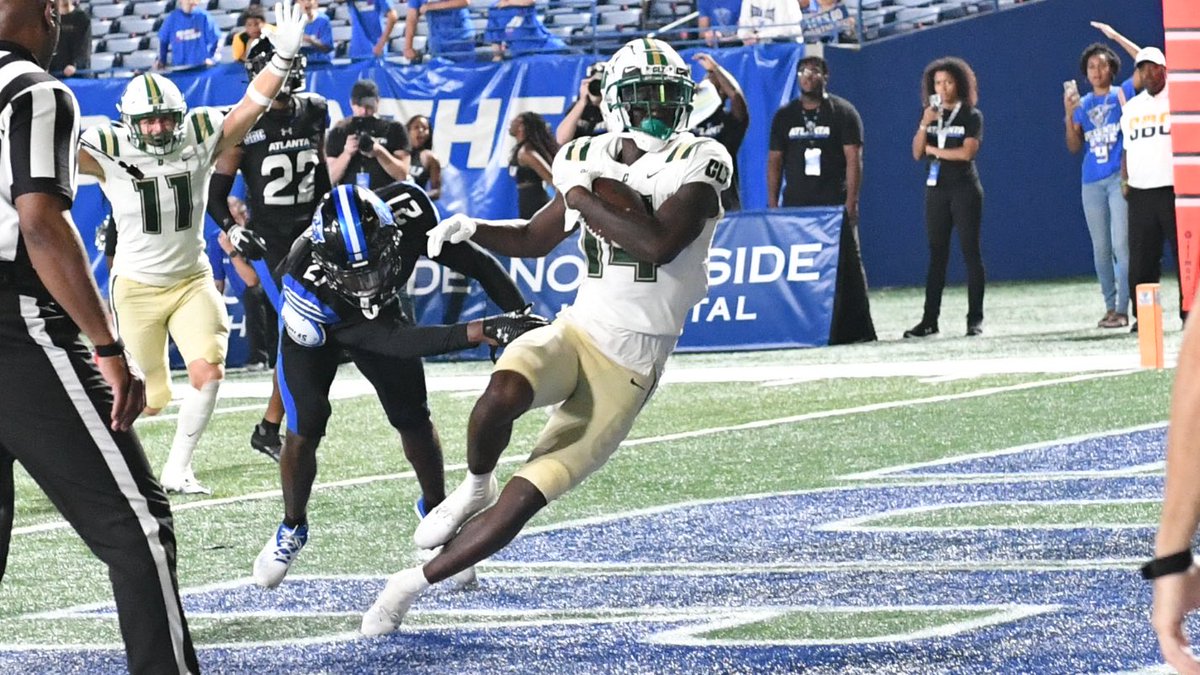 Hunter Bailey (@hunter_bailey45) on Twitter photo Charlotte wideout Grant DuBose is tied for second in the FBS with five touchdown catches through four games.
📸: <a href="/CharlotteFTBL/">Charlotte Football</a> Charlotte wideout Grant DuBose is tied for second in the FBS with five touchdown catches through four games.
📸: <a href="/CharlotteFTBL/">Charlotte Football</a>