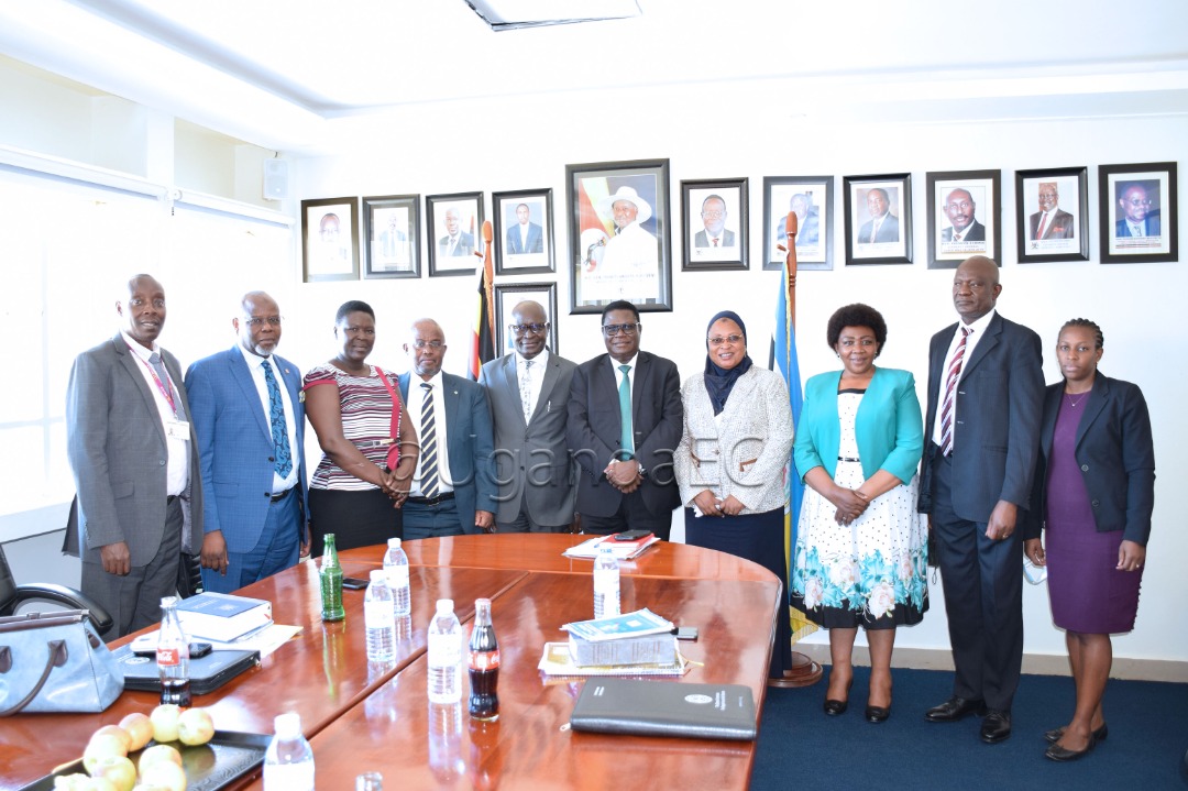 UgandaEC's tweet photo. Members of the Electoral Commission led by the Chairperson, Justice Byabakama Mugenyi Simon, have paid a courtesy call on the Minister of Justice and Constitutional Affairs, Hon. Norbert Mao, at his office this afternoon. @MoJCA_UG @norbertmao @PaulBukenya https://t.co/qywupC90dS
