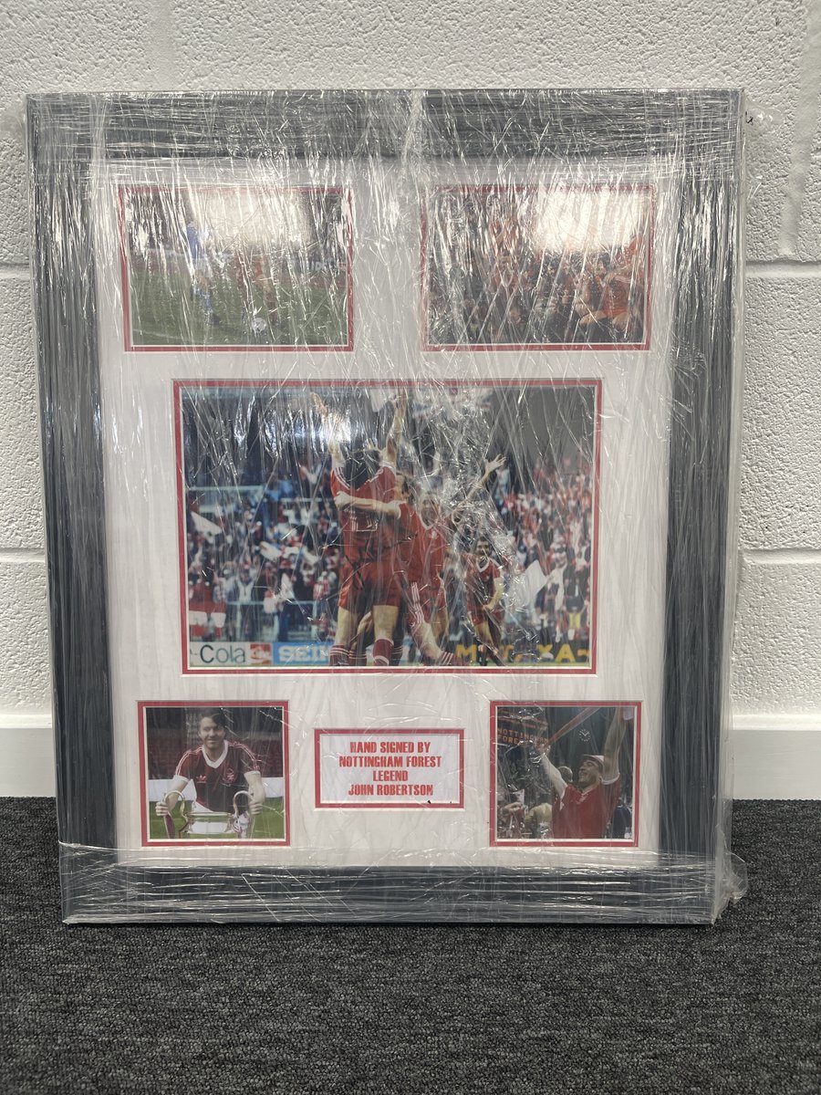 ISET_UKFSD's tweet image. AUCTION TIME...
As part of out Grand Opening Day, we are auctioning off this awesome John Robertson signed montage!
Starting bid is £80! 
Leave your bid in the comments, and the highest bidder will be announced at the after party tomorrow night!
