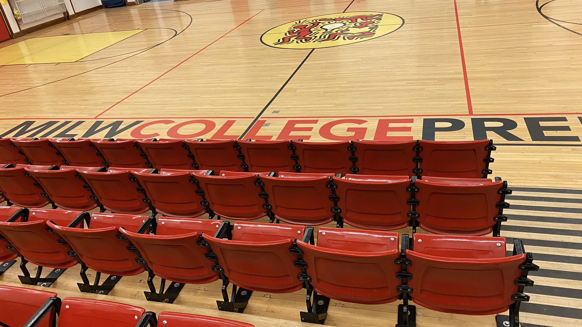 CBS58's tweet photo. More from #58Hometowns with @Jessob_Reisbeck at @MilwCollegePrep in the Sherman Park neighborhood! Close to 500 students attend this campus alone. https://t.co/jsuLGCDqM8