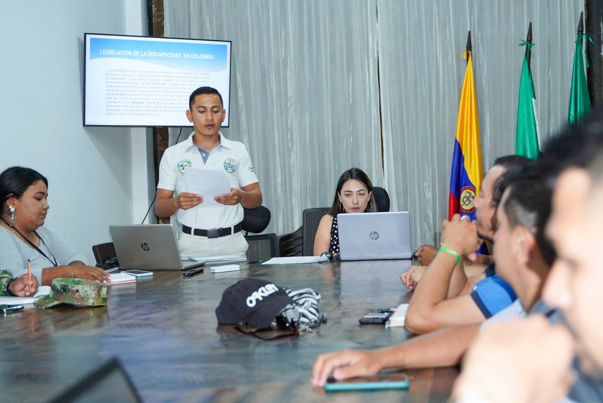 Alcaldiadeleg's tweet photo. #AEstaHora | Lideramos Comité de discapacidad del municipio de Leguízamo

Con las instituciones y representantes de esta población, se revisan compromisos y se trazan rutas para el trabajo que beneficiará a toda la población con condiciones especiales del sector rural y urbano. https://t.co/424uGYuEK4