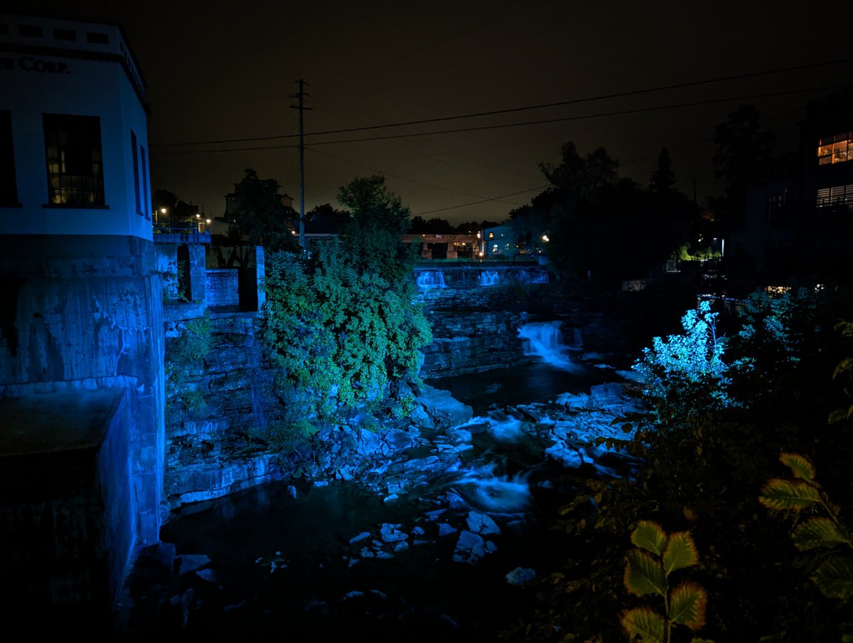 We're proud to support the Big Brothers Big Sisters of Lanark County by turning the waterfalls in Almonte teal this week during Big Brothers Big Sisters Month. For more information on their organization, visit: lanark.bigbrothersbigsisters.ca
