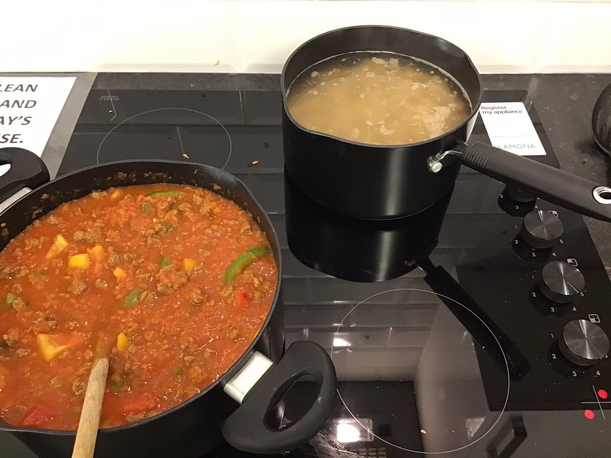Fosse_TMET's tweet photo. Cookery club have made a delicious Quorn bolognaise. #fmcookingclub #fmhealthyeating #fmfun 🙂 https://t.co/lH3XgouQoo