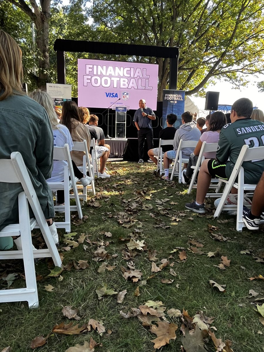 FinEd50's tweet photo. Thank you @BrianDawkins @mvp86hinesward @bcope51 for helping us get kids excited about financial literacy! We are one step closer to getting students in Pennsylvania a financial education #FinEdPenn #FinEd50 https://t.co/SkXMtlcaha