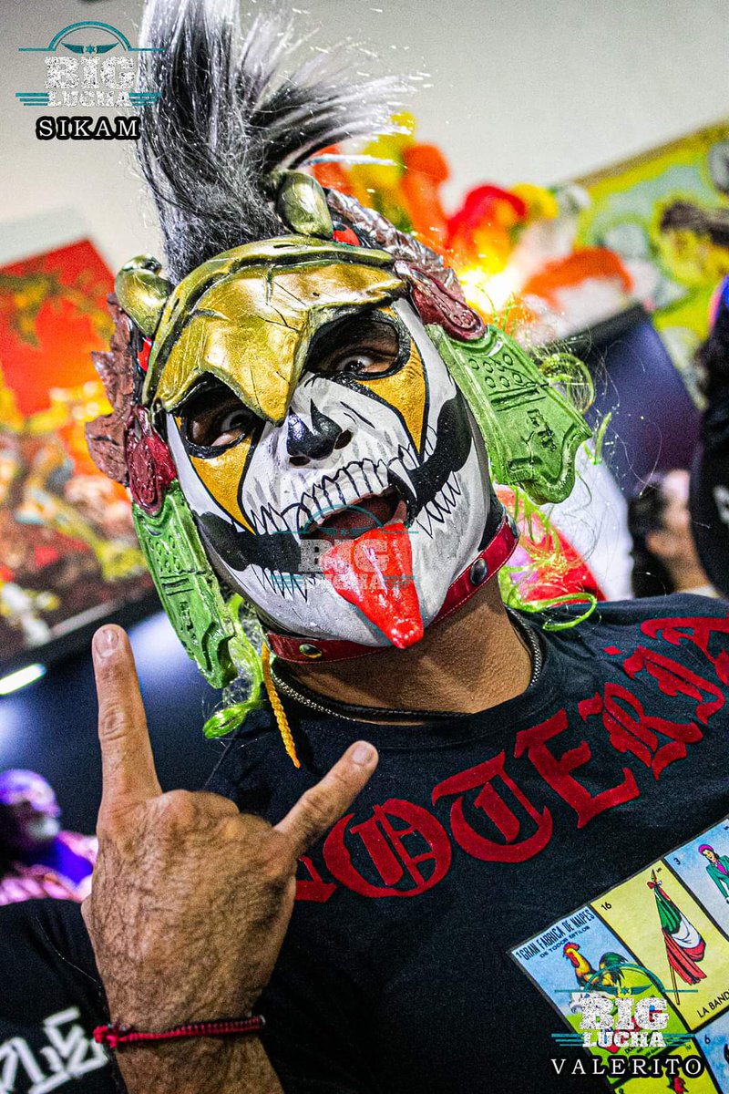 Si es bueno vivir, todavía es mejor soñar, y lo mejor de todo, despertar ✨️

#SomosTotalmentePayasos #PuraPotenciaMundial #psicópatadelring #LuchaLibre #luchalibremexicana #psychoclown #StayStrong 

🤡 <a href="/Psychooriginal/">Psycho Clown🤡</a>

📸 <a href="/ring_universal/">SIKAM VALERO</a>