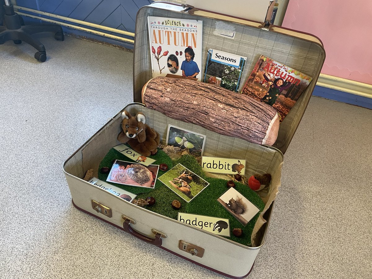 Autumn season is upon us 🍁🍂 #year1classroom #Reading #Autumn <a href="/katyreb1/">Katy Seacombe</a>