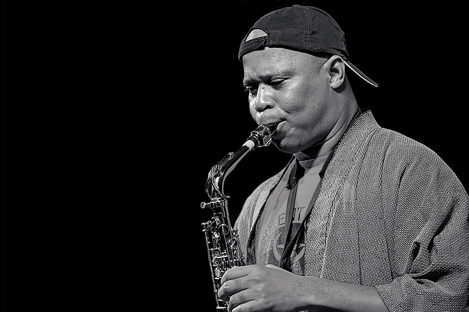 Jazz Birthdays  

Happy birthday to Steve Coleman!  