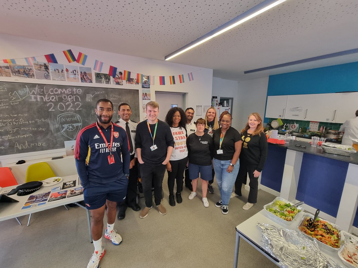 famestaryouth's tweet photo. Big thanks to our partners & volunteers for another successful well attended #intergenfest. Good to see more people attended this year. Fun all round by the #young & #elderly. @TNLComFund @NHGhousing @AFCCommunity @younghackney @BerkeleyGroupUK @mayorofhackney @felixprojectuk https://t.co/je54OKkAaP