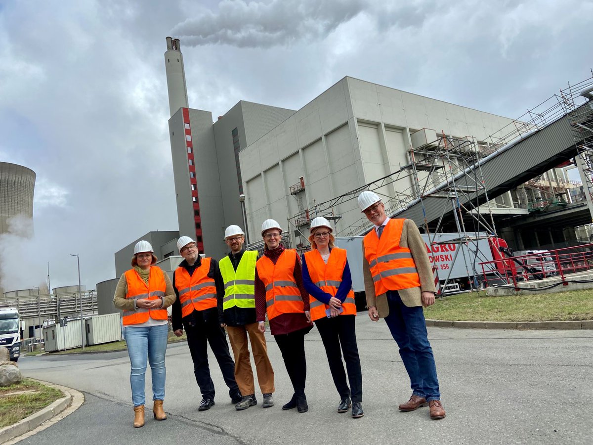 Nachhaltige &amp; regionale #Energieversorgung wird immer wichtiger. Perspektiven und Möglichkeiten der thermischen Abfallverwertung haben wir deshalb heute mit der <a href="/Stadt_Helmstedt/">Stadt Helmstedt</a> diskutiert. Wir freuen uns auf den weiteren Dialog über:morgen.
#redenwirübermorgen #nachhaltigdenken