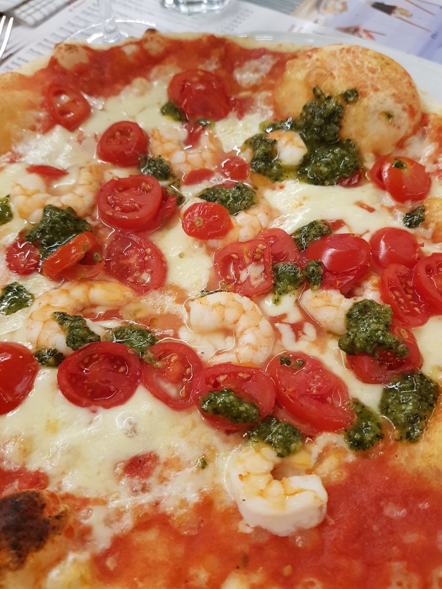 B4booties tweet media