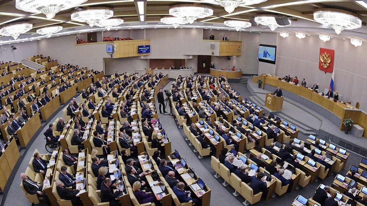 ‼️ The Russian State Duma adopted amendments on imprisonment for up to 10 years for voluntary surrender, tougher punishment for desertion, as well as on the introduction of the concepts of "mobilization", "martial law", "wartime" into the Criminal Code of the Russian Federation.