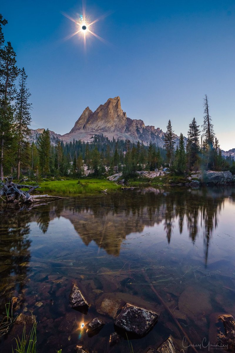 📸📸 Hey PhotoWorld! 📸📸

<a href="/caseygrimley/">Casey Grimley</a> is the winner of our 19th rounds "North America" Contest! Thanks for sharing your work with us 📸

▫️ Round 20 starts right now - Come and join us!

peakd.com/hive-153349/@p…

#hive #hiveworks #HIVETwitter #photo #photography $hive